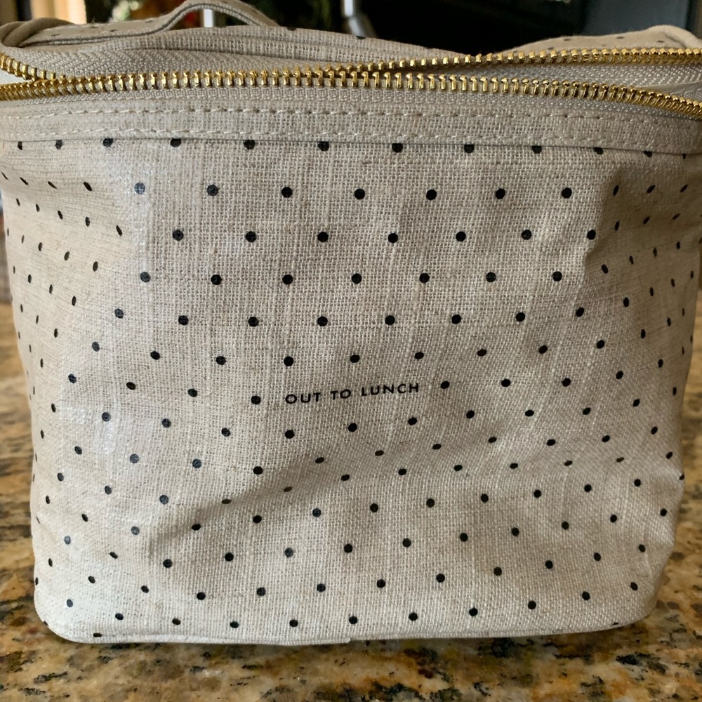 Super cute Kate Spade ♠️ lunch box